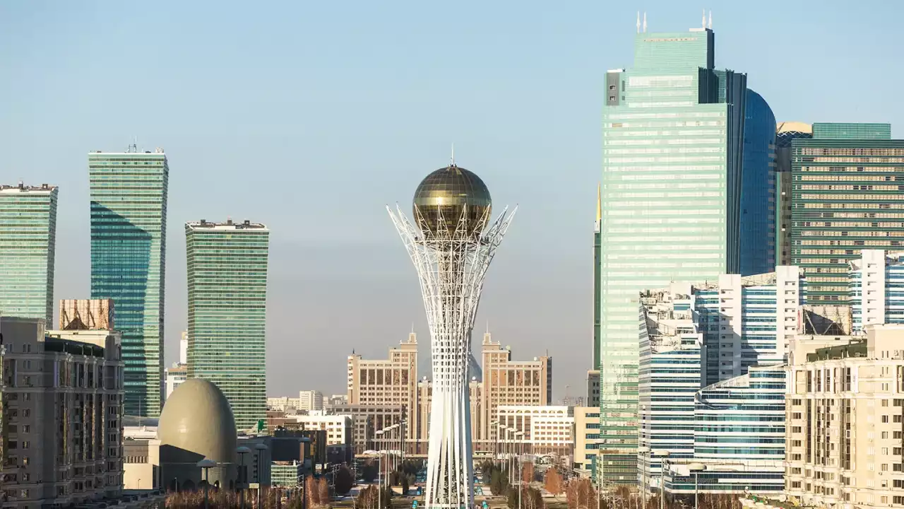 Мемлекет басшысы қазақстандықтарды Астана күнімен құттықтады