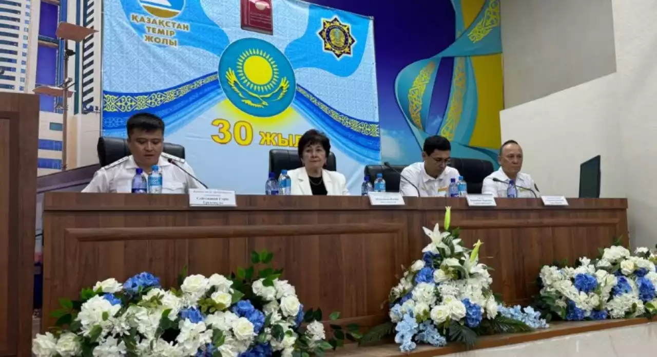 Теміржолдағы тәртіп-адам өмірінің кепілі