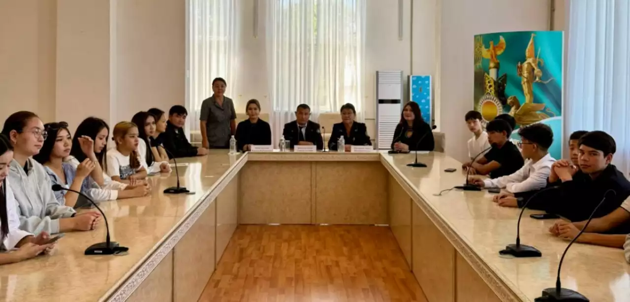 Теміржолшылар құрмет төрінде