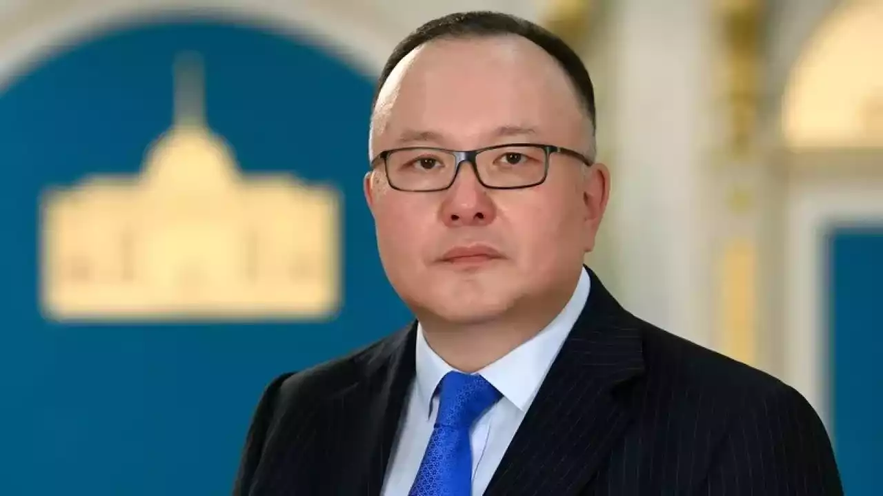 Қуанышбек Есекеев Президенттің көмекшісі болып тағайындалды