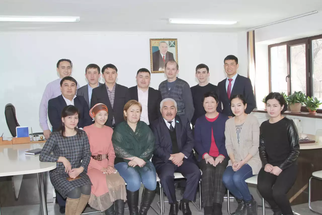 Жастар газеті қыруар еңбекпен дүниеге келді