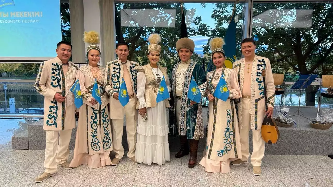 Германияда Жамбыл өнерпаздары “Қазақстан – құтты мекенім!” атты концерт өткізді