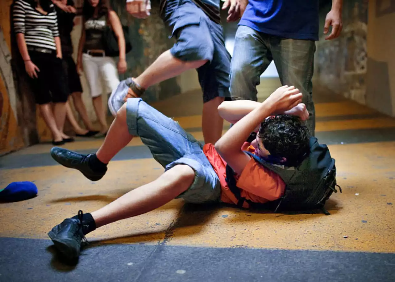 Жасөспірімдер неге қатыгез болып барады?