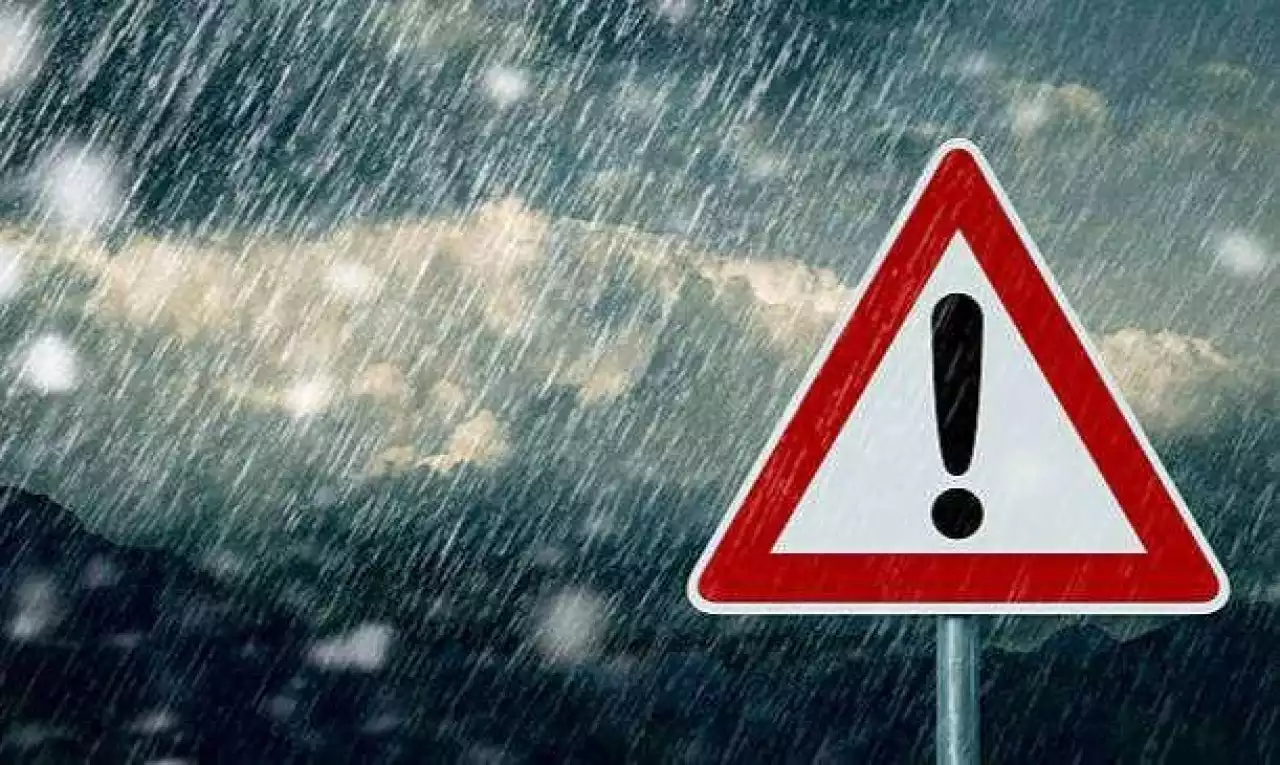 Қазгидромет ескертеді: еліміздің бірнеше өңірінде боран, тұман және көктайғақ күтіледі