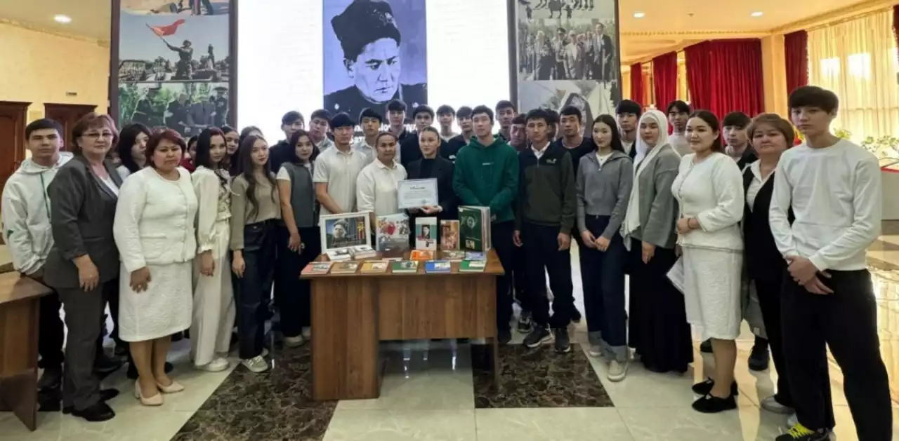 Таразда Бауыржан Момышұлының 115 жылдығына орай тұлғатану шарасы өтті