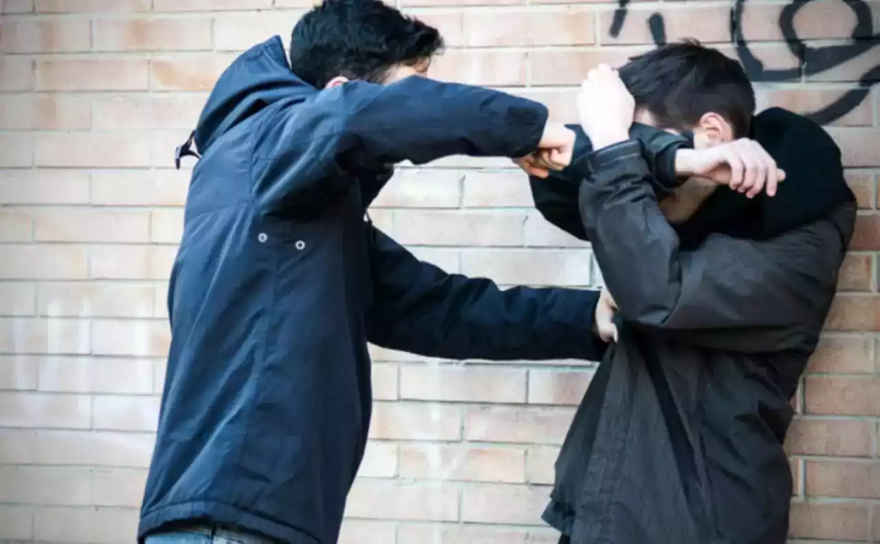 Әлімжеттік пен буллинг – қоғамның рухани дағдарысы