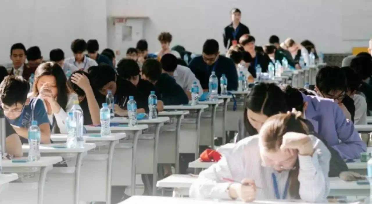 Білім бәйгесі басталмақ: Қазақстан оқушылары халықаралық PISA тестіне кіреді