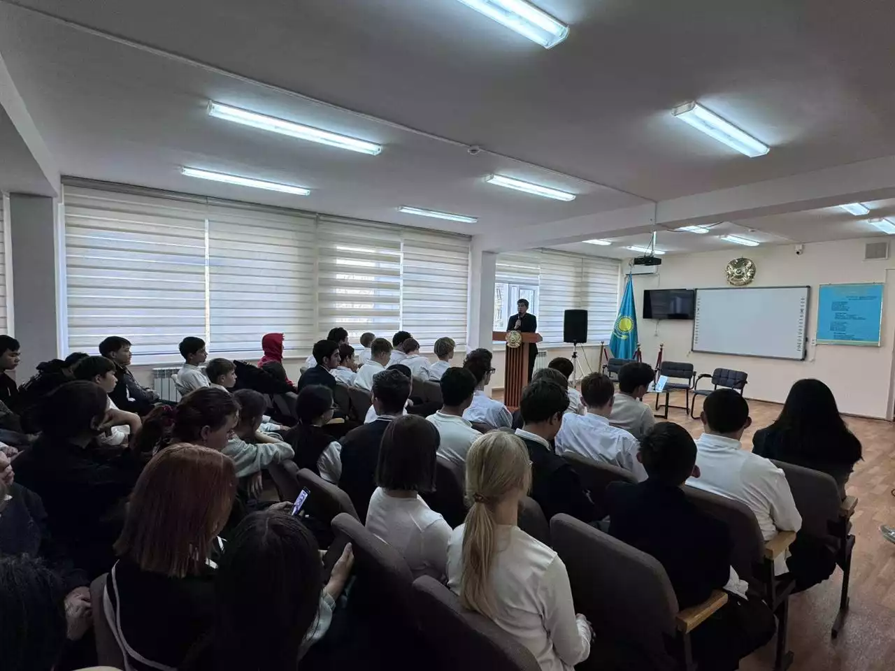 Жамбыл облысында «Таза Қазақстан» экологиялық акциясы аясында жастармен кездесу өтті