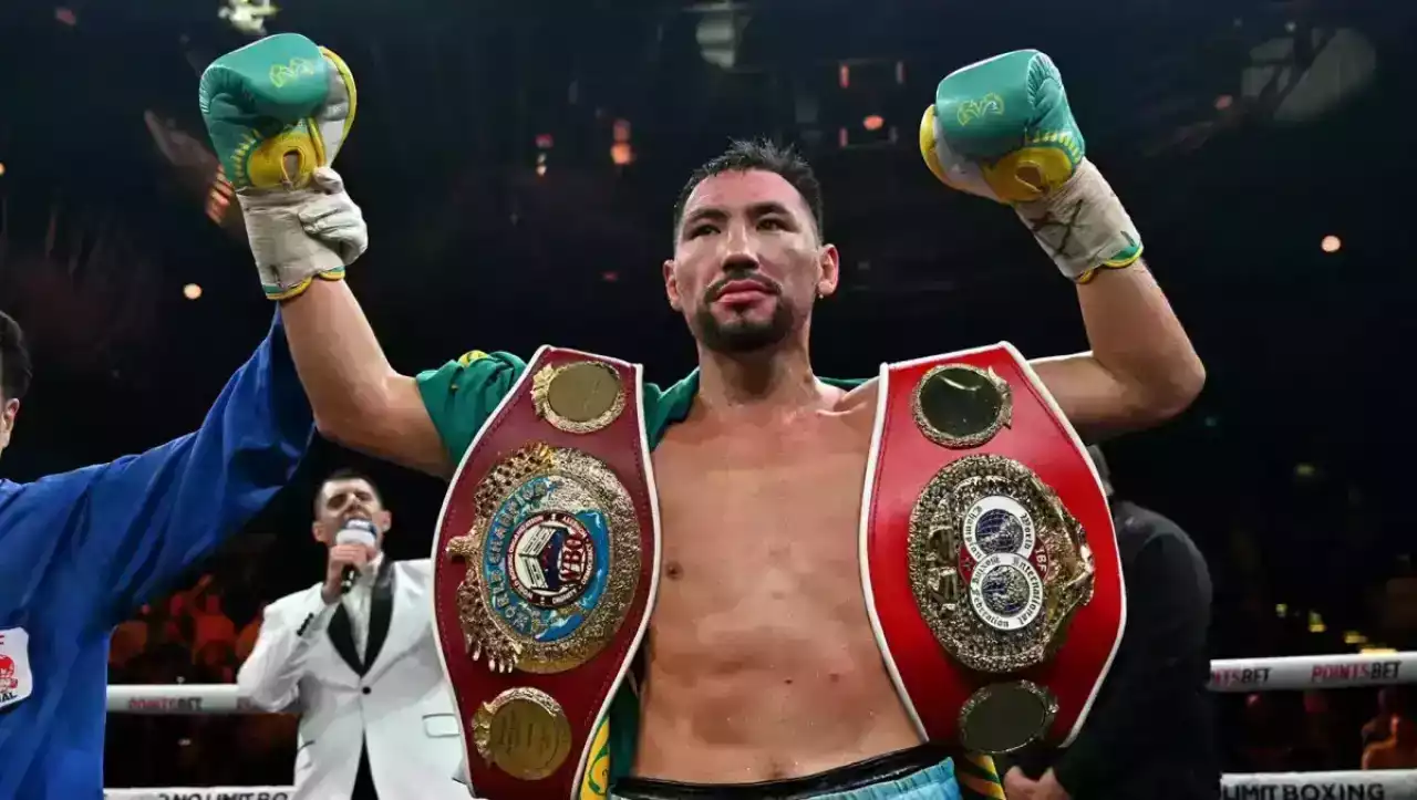 Жәнібек Әлімханұлы үш чемпиондық белбеу үшін жекпе-жек өткізеді