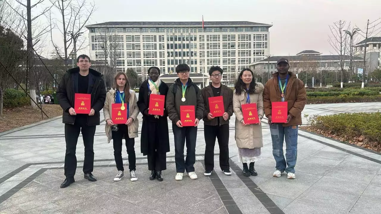 Қазақстандық студент халықаралық BRICS чемпионатында алтын медаль жеңіп алды