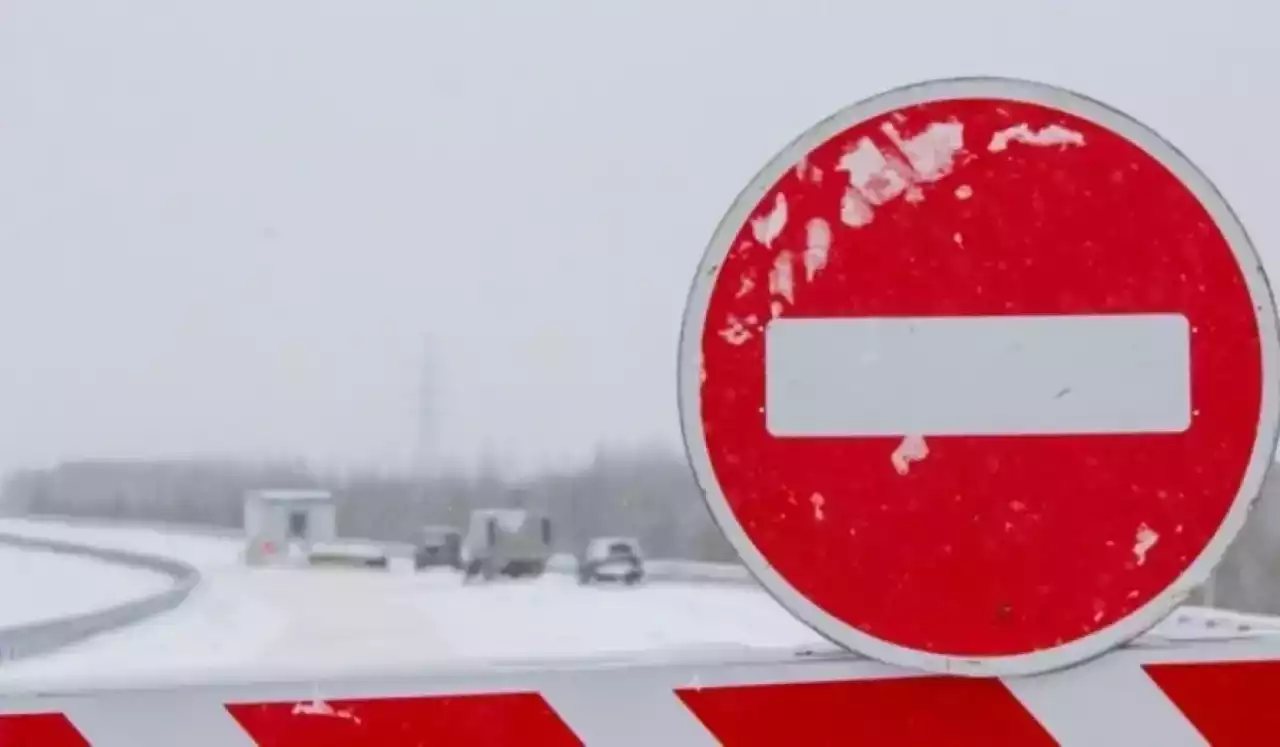 Жамбыл облысында ауа райына байланысты жүк көліктерінің қозғалысына шектеу енгізілді