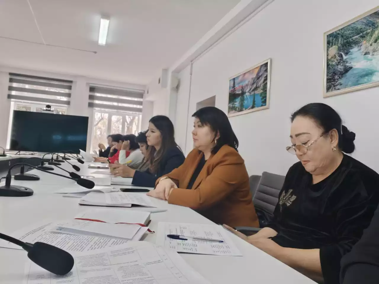 Әйелдер қанаты әрдайым белсенді