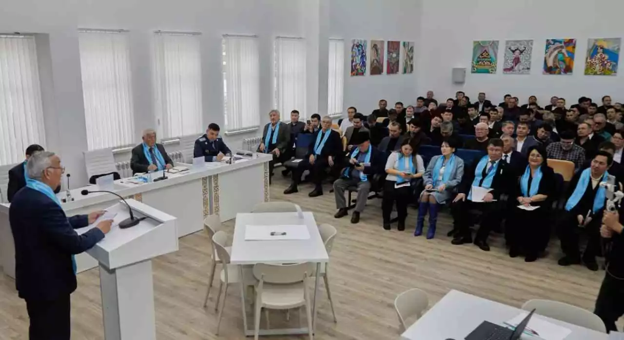 Таразда «Бала тәрбиесіндегі әкенің рөлі» тақырыбында әкелер конференциясы өтті