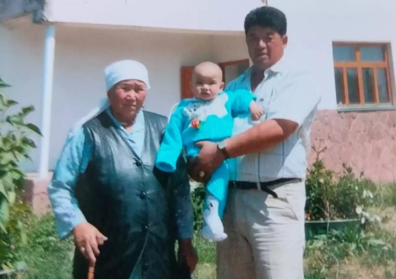 Әр сөзінің салмағы бар еді