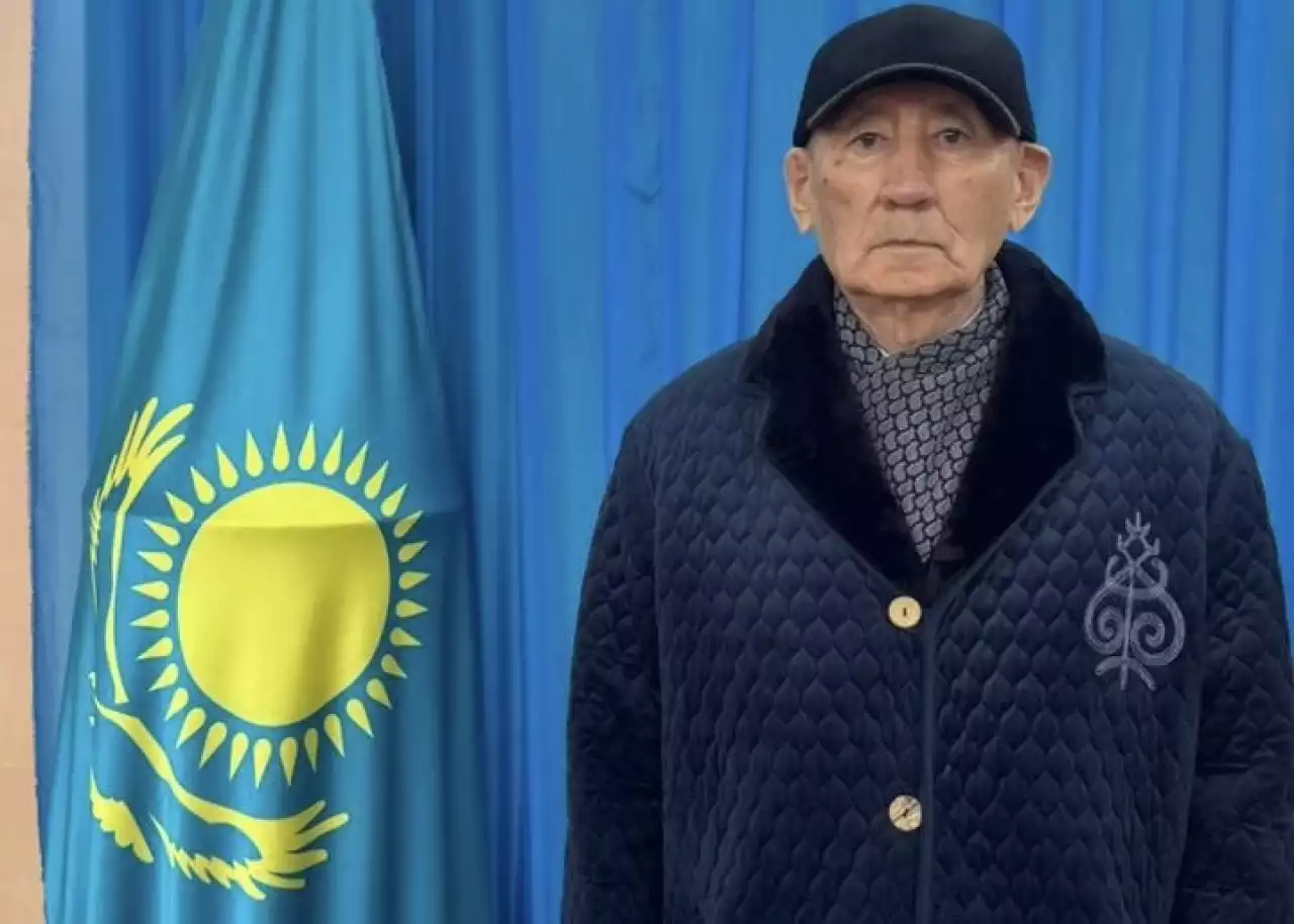 Референдум–2026: қаламгер жалпыхалықтық бастамаға қолдау білдірді