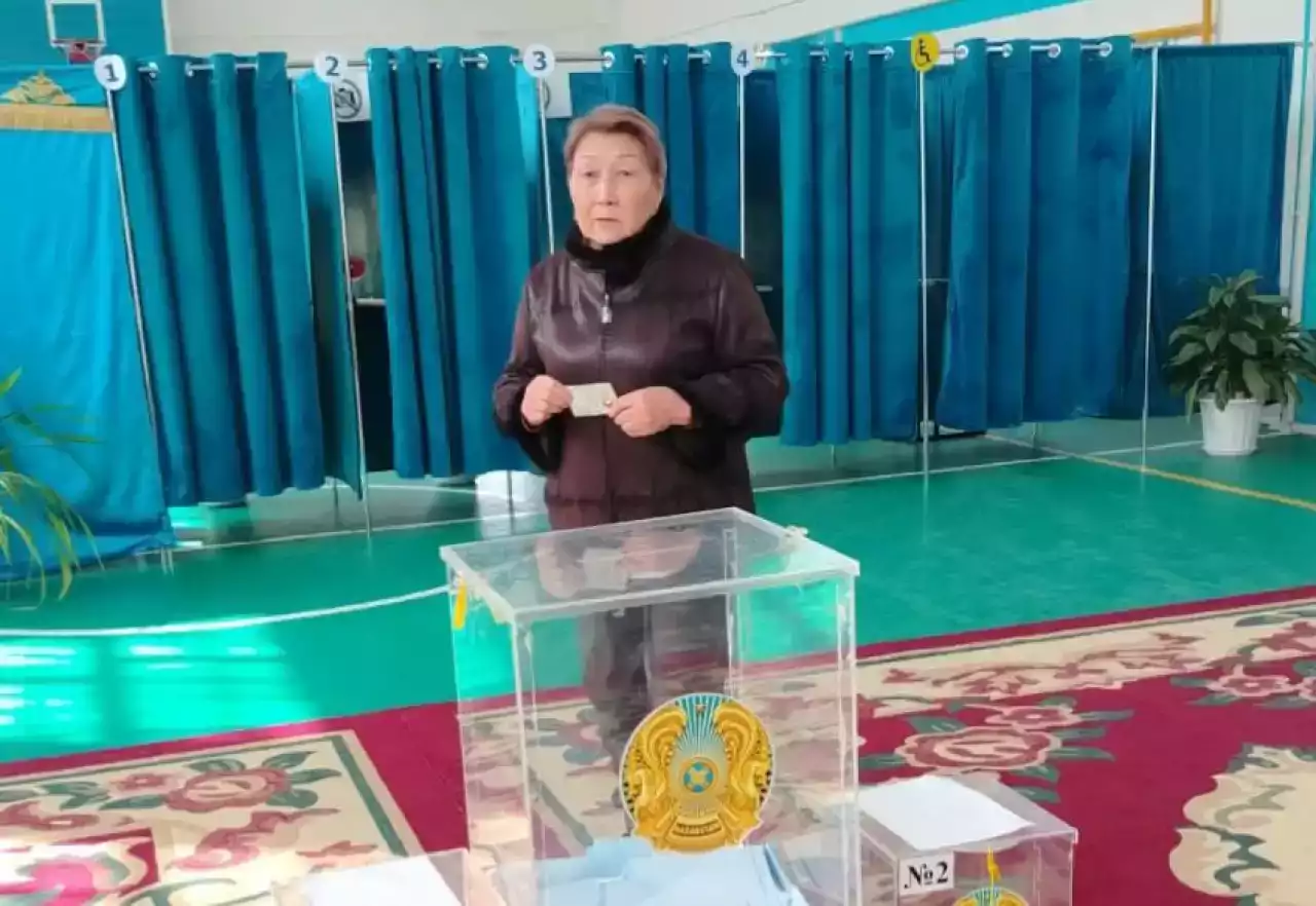 Есімі ерекше тараздық Конституция Нартбаева өз таңдауын жасады