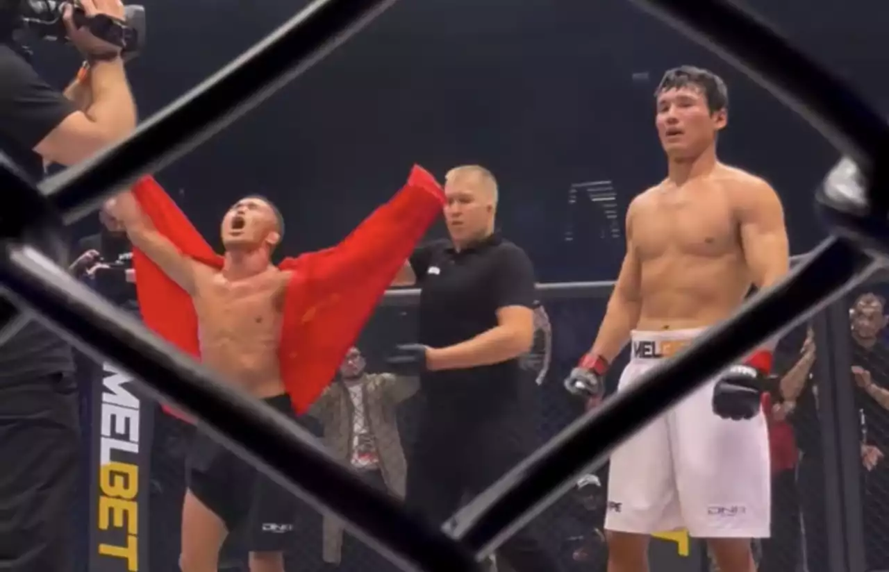 Еркебұлан Тоқтар қарсыласына есе жіберді