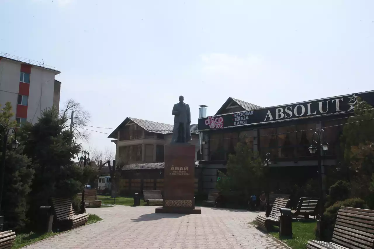 «ABAY MALL» емес, «ABAY BIG» деп атасақ...