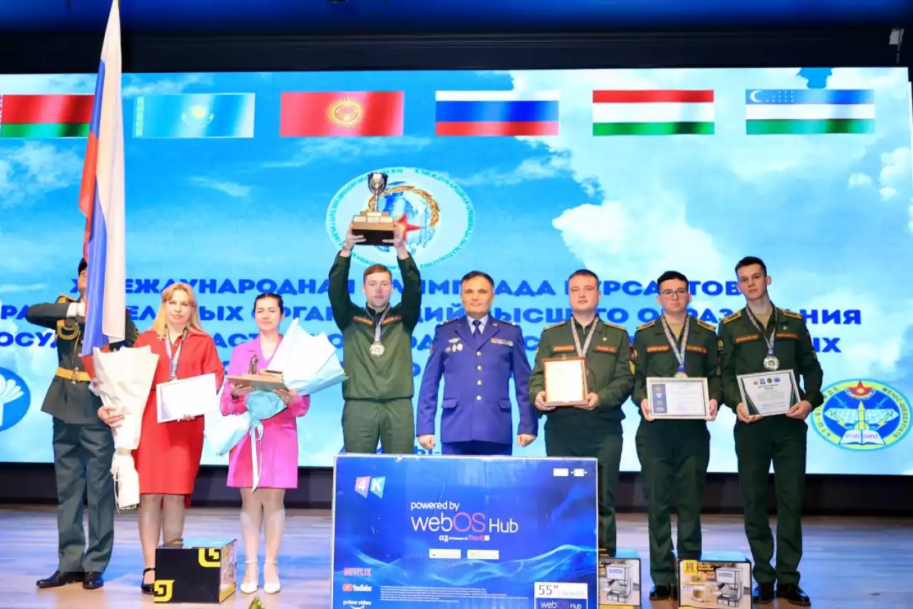 Қазақстандық курсанттар математикадан ТМД олимпиадасында күміс жүлдегер атанды